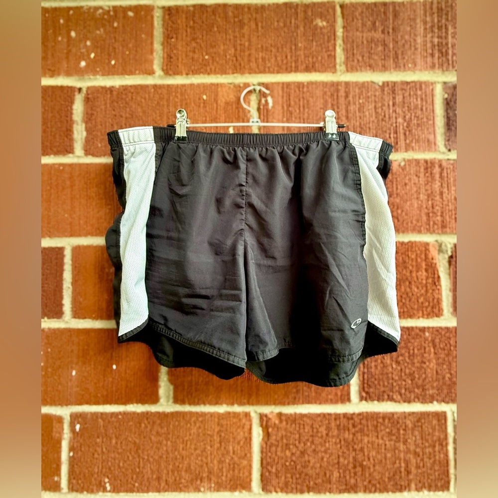 C9 by Champion Size Large Black/White Athletic Shorts
